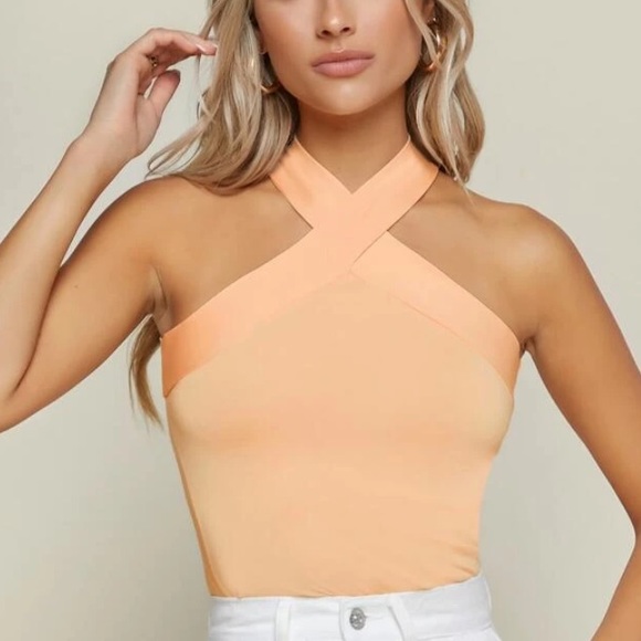 SHEIN Tops - Form Fitting Criss Cross Halter Top